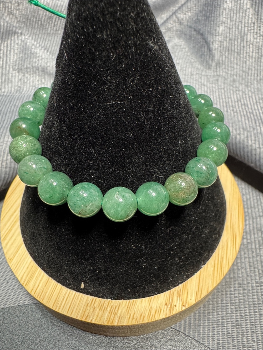 VTG Source Unknown Green Polished Bead Stretch Bracelet